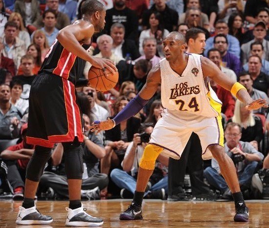 关于字母哥 关于字母哥