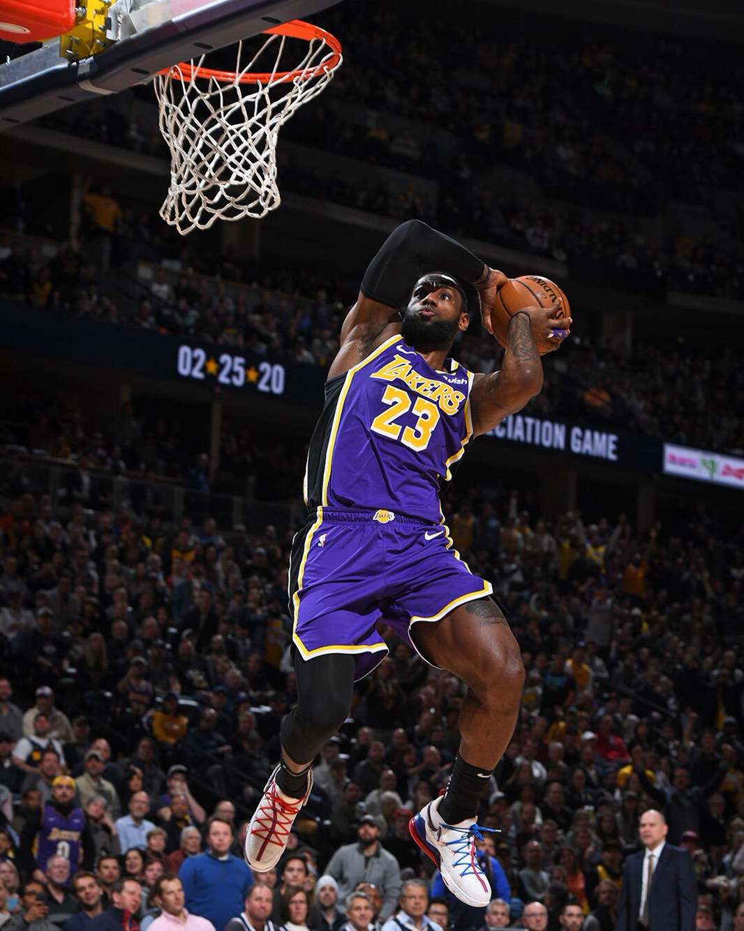 本场比赛 本场比赛