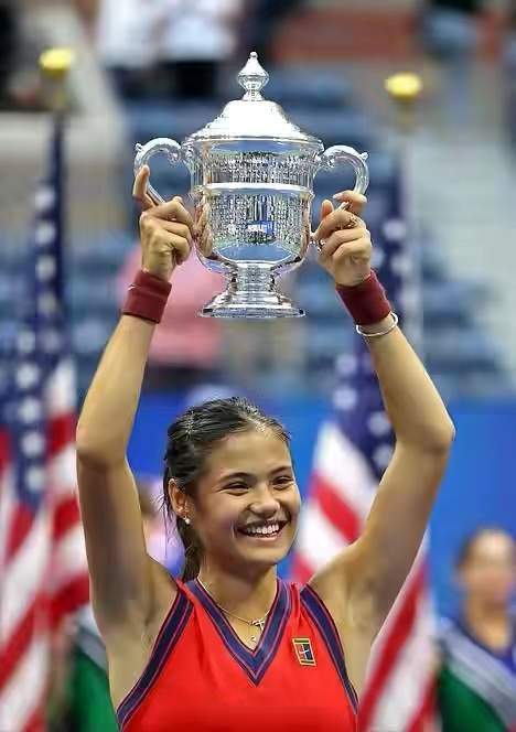 肖国栋此刻 肖国栋此刻