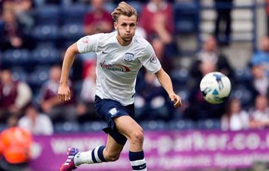 还是自信来 还是自信来